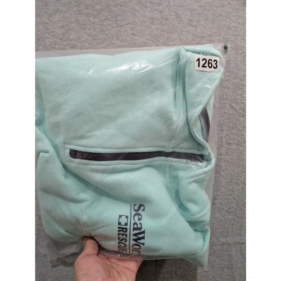 SeaWorld Rescue Crop Sweater JR Girls 2XL Mint Green 1/4 Zip Crop Cut Fleece New - Picture 10 of 10